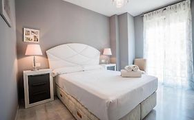 Apartamento céntrico frente Villa Oniria